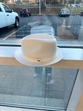 Bailey of Hollywood White Braided Fedora Hat - Size Large